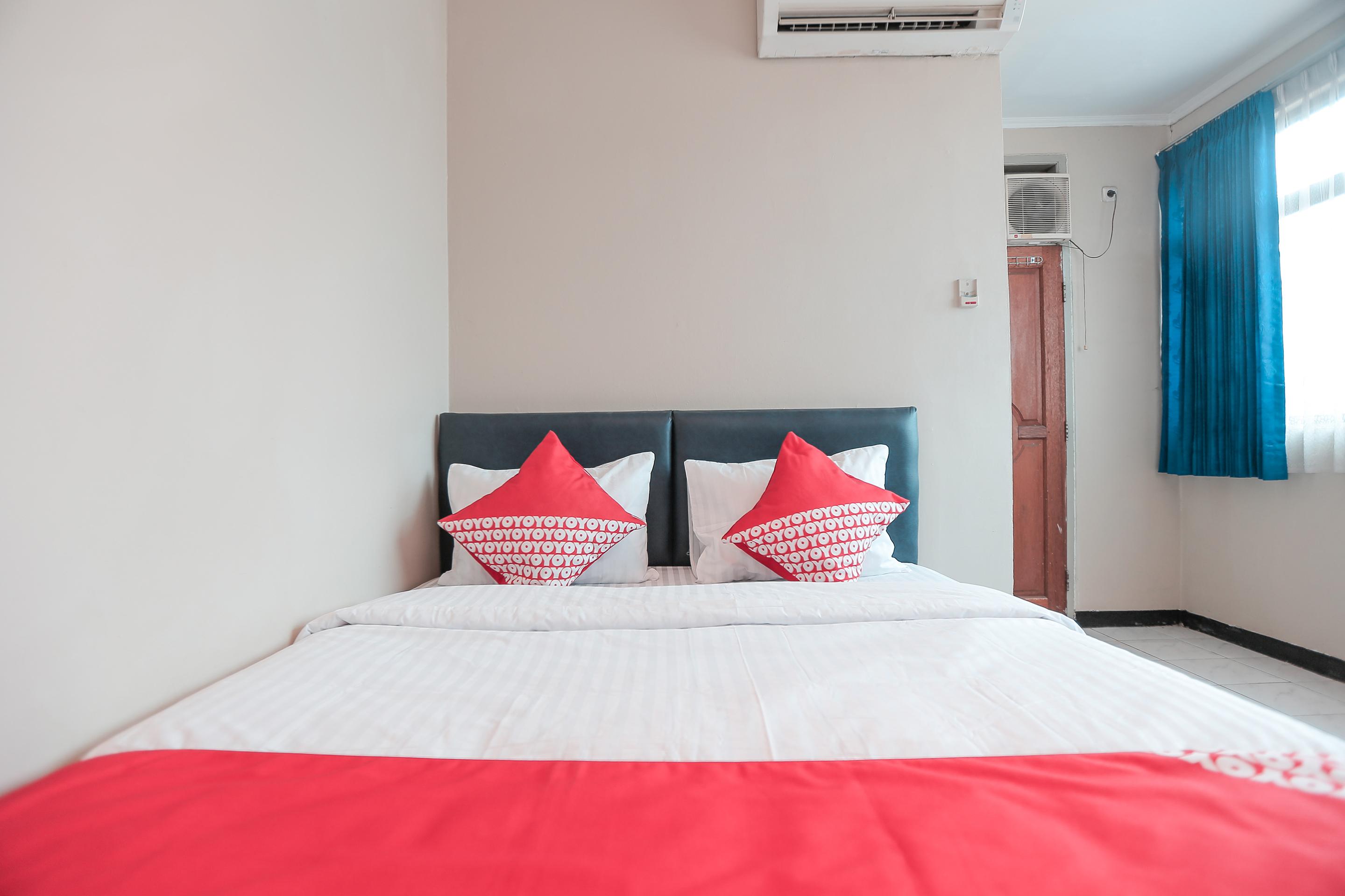 Oyo 117 Blueberry Homestay Джакарта Екстериор снимка